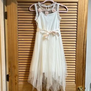 Girls beautiful Zunie dress size 10 . Only warn once